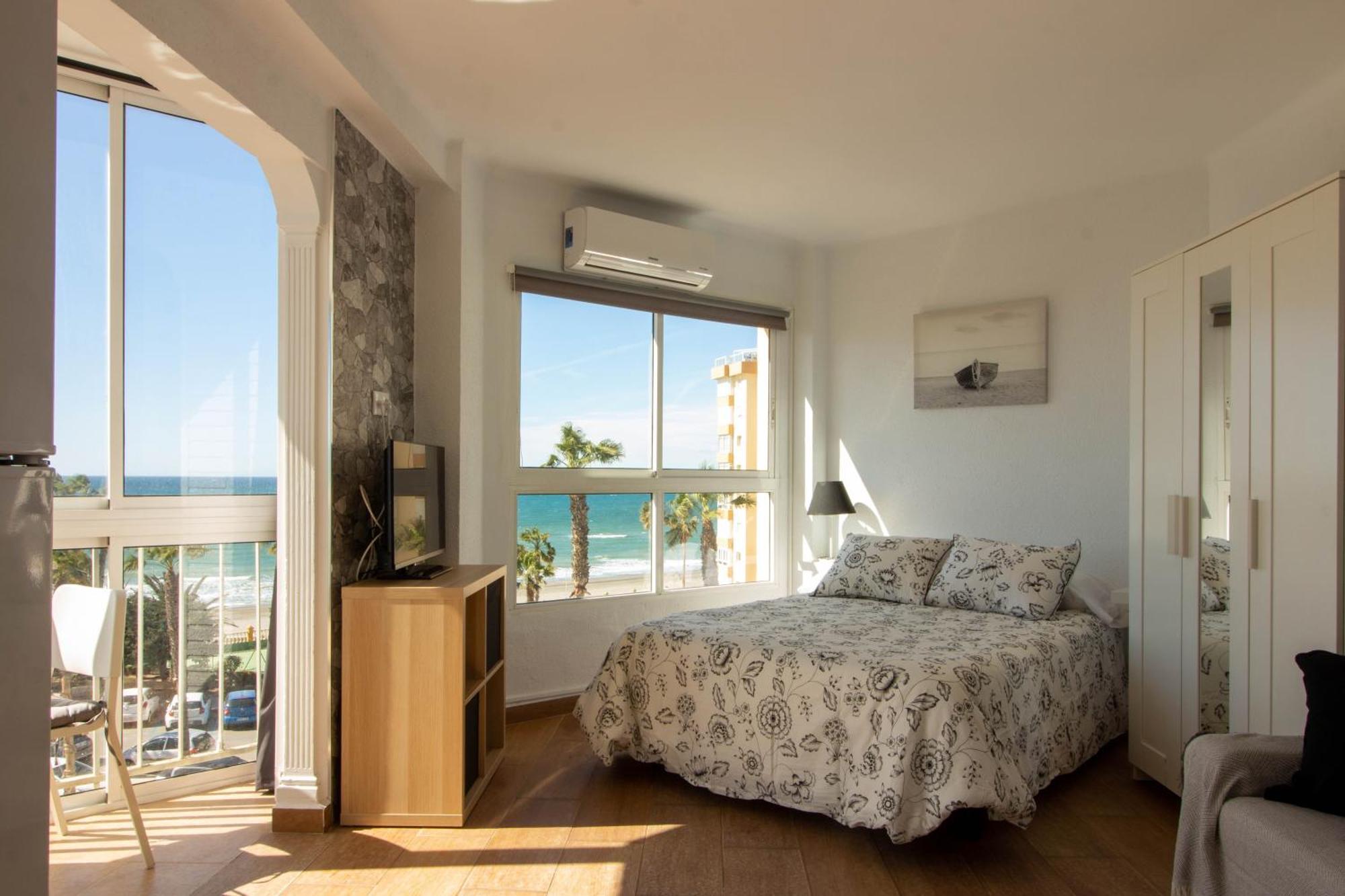 Ruselo 308. Loft En Paseo Maritimo De Torrox Costa Exterior foto